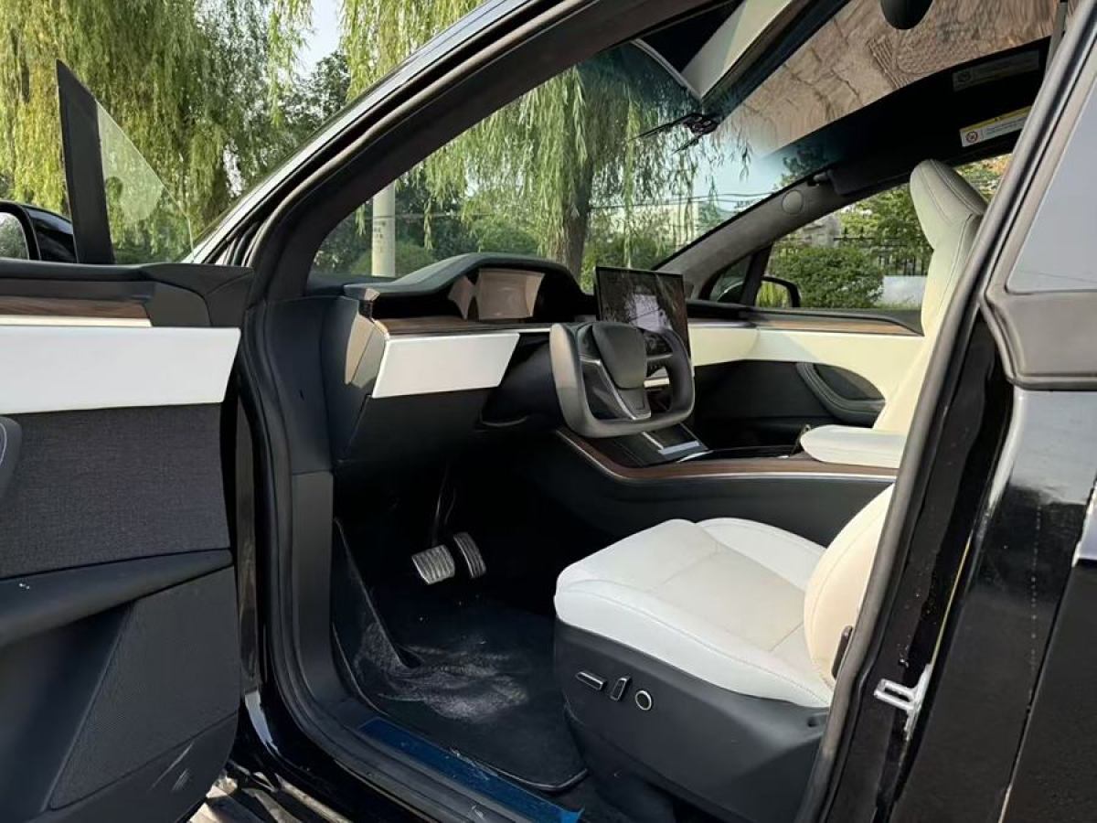 特斯拉 Model X  2023款 雙電機(jī)全輪驅(qū)動版圖片