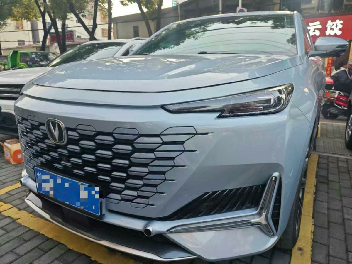 長(zhǎng)安 CS15  2021款 1.5L 自動(dòng)悅享型圖片