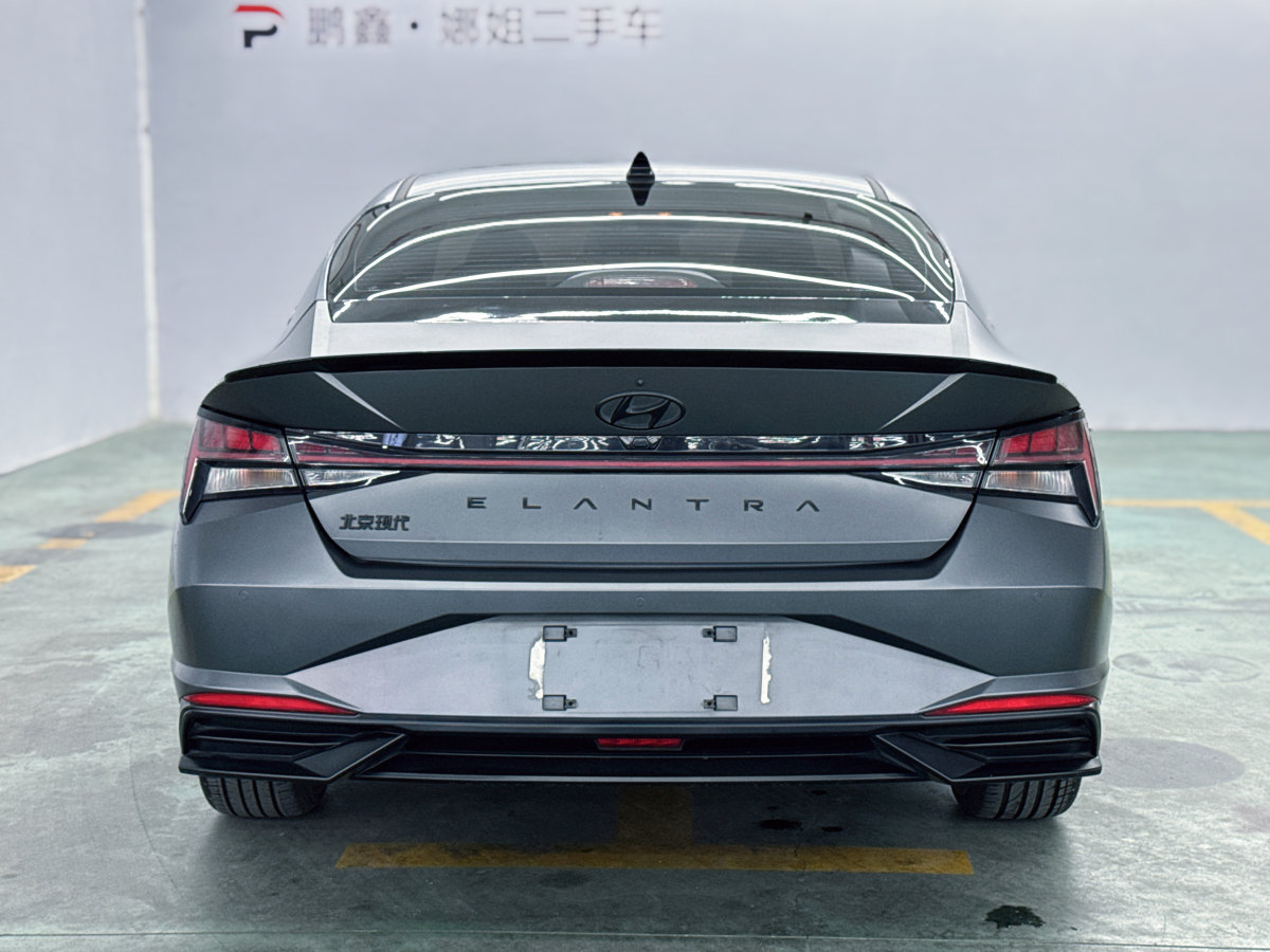 現(xiàn)代 伊蘭特  2022款 1.5L CVT 20周年紀念款圖片