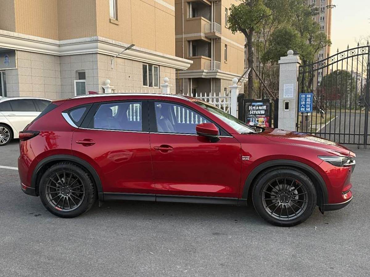 馬自達(dá) CX-5  2020款 2.5L 自動(dòng)四驅(qū)旗艦型圖片