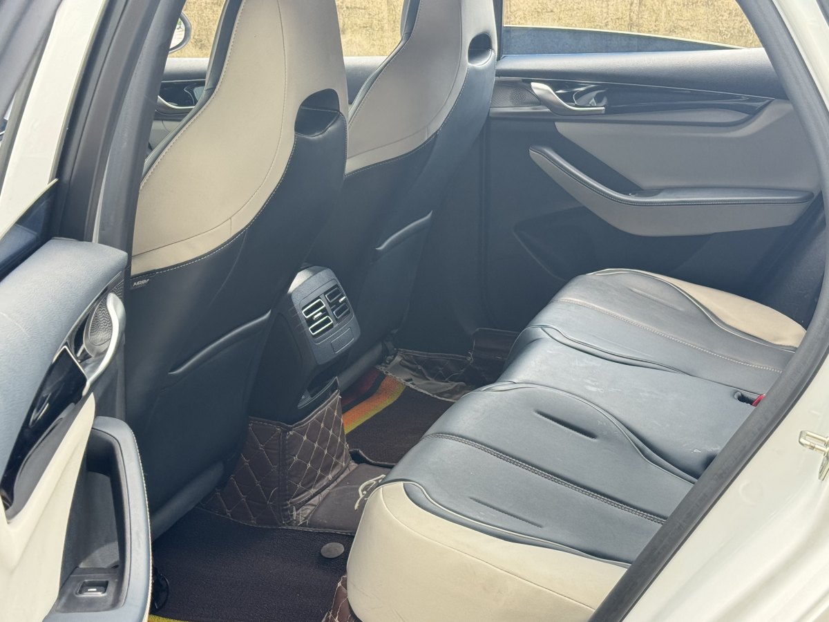 比亞迪 秦PLUS  2021款 EV 500KM 豪華型圖片