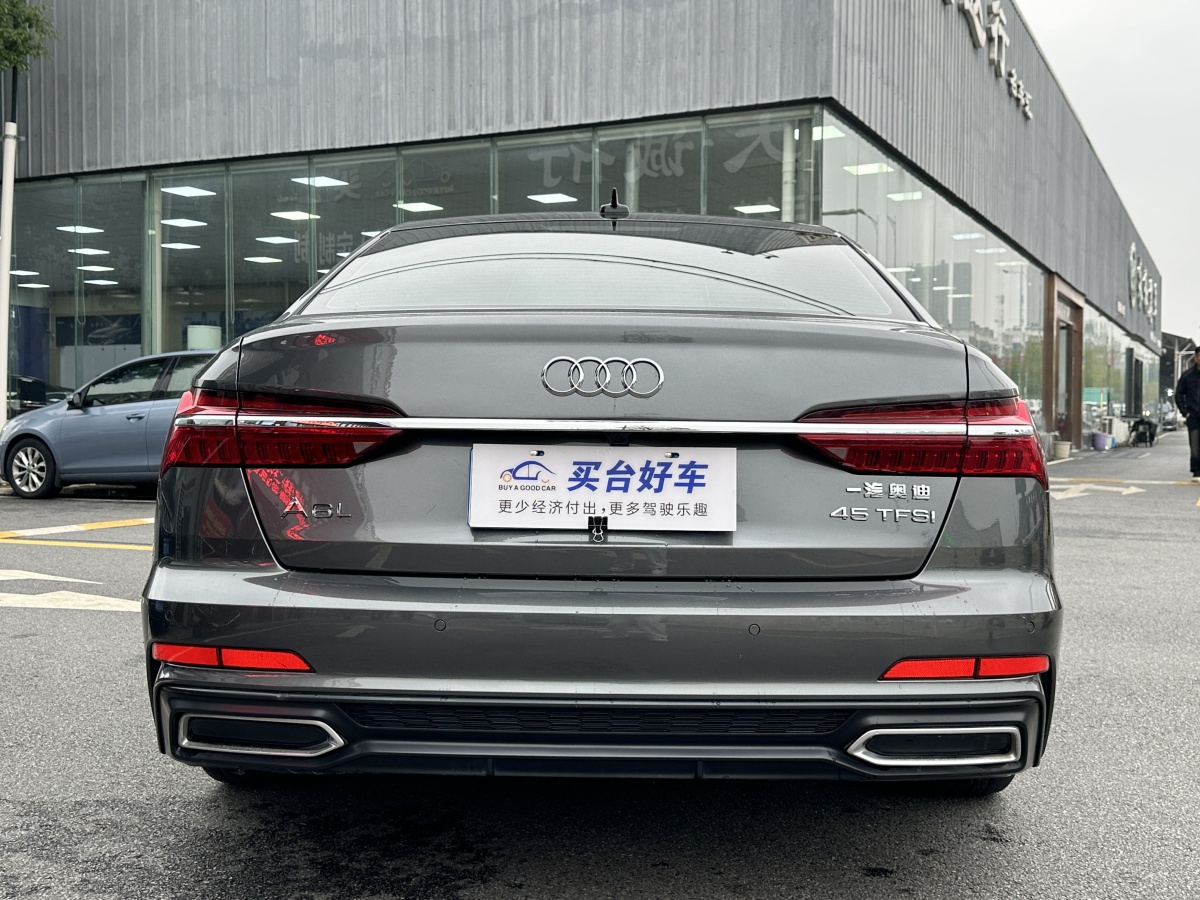 奧迪 奧迪A6L  2021款 45 TFSI 臻選動(dòng)感型圖片