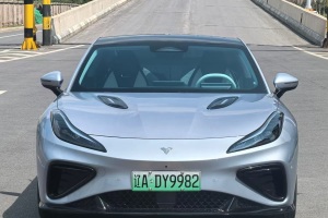 哪吒GT 哪吒 580 AWD 運(yùn)動(dòng)版