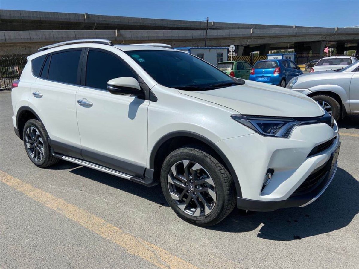 2019年04月豐田 rav4榮放 2018款 2.5l 自動四驅精英i版