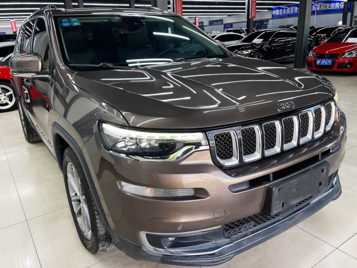 Jeep 大指揮官  2018款 2.0T 四驅(qū)臻享版 國(guó)VI圖片