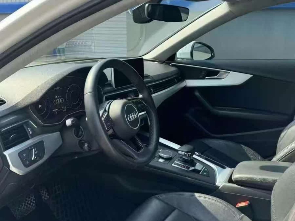 奧迪 奧迪A4L  2019款 40 TFSI 進(jìn)取型 國V圖片