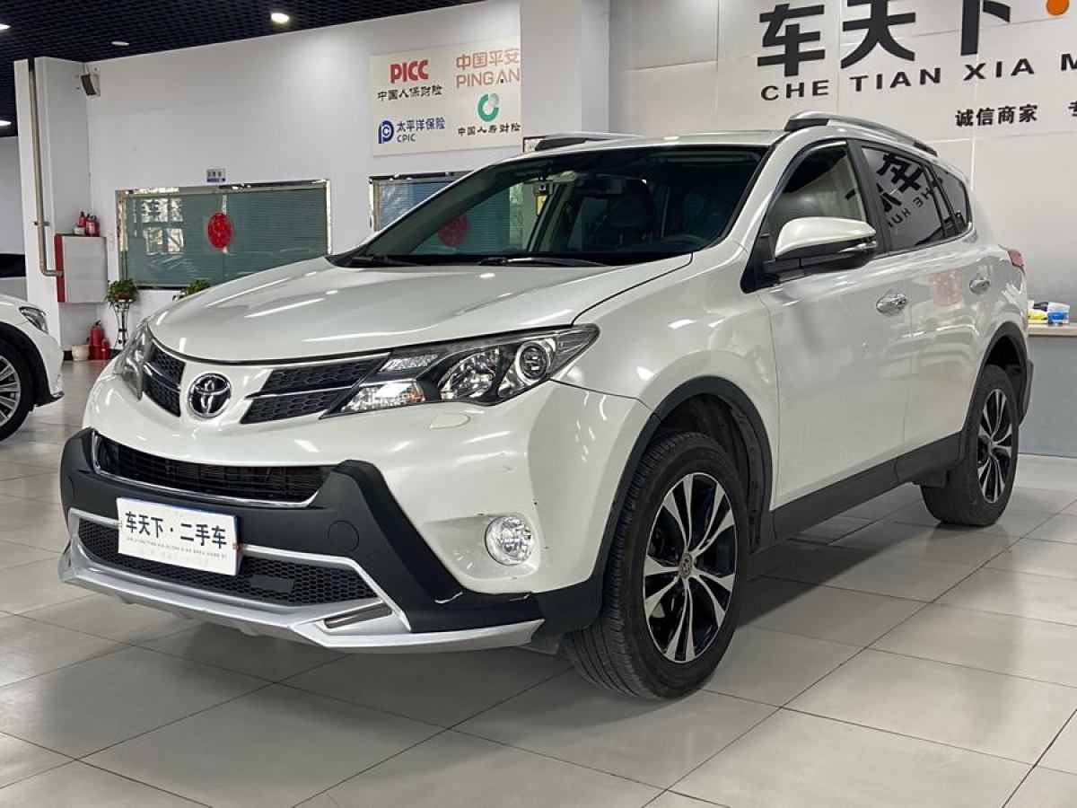 2015年6月豐田 RAV4榮放  2015款 2.5L 自動四驅(qū)精英版