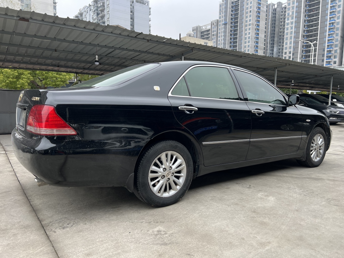 2010年3月豐田 皇冠  2007款 2.5L Royal 真皮版