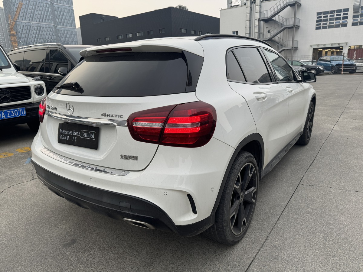 奔馳 奔馳GLA  2018款 GLA 220 4MATIC 運動型圖片