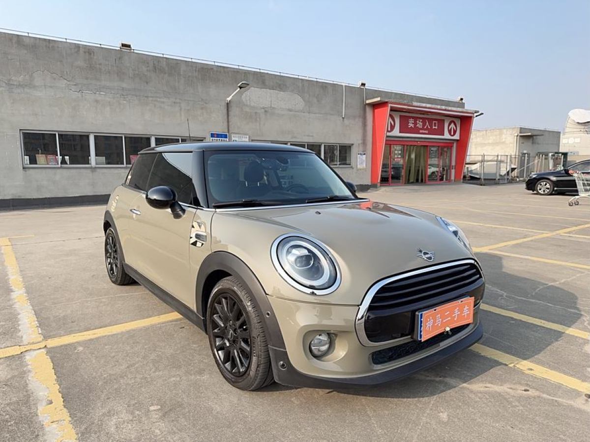 MINI MINI  2019款 1.5T COOPER 經(jīng)典派圖片