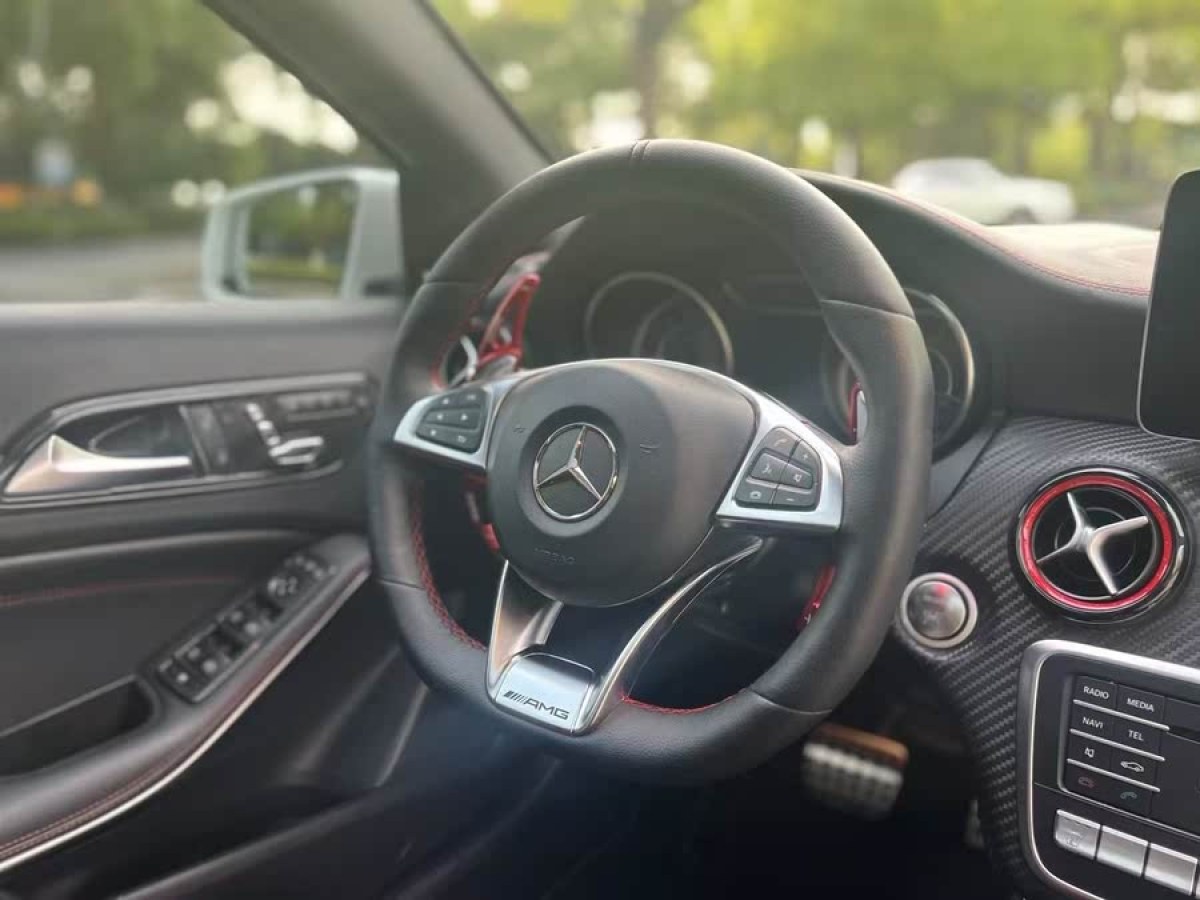 奔馳 奔馳A級(jí)AMG  2016款 AMG A 45 4MATIC圖片