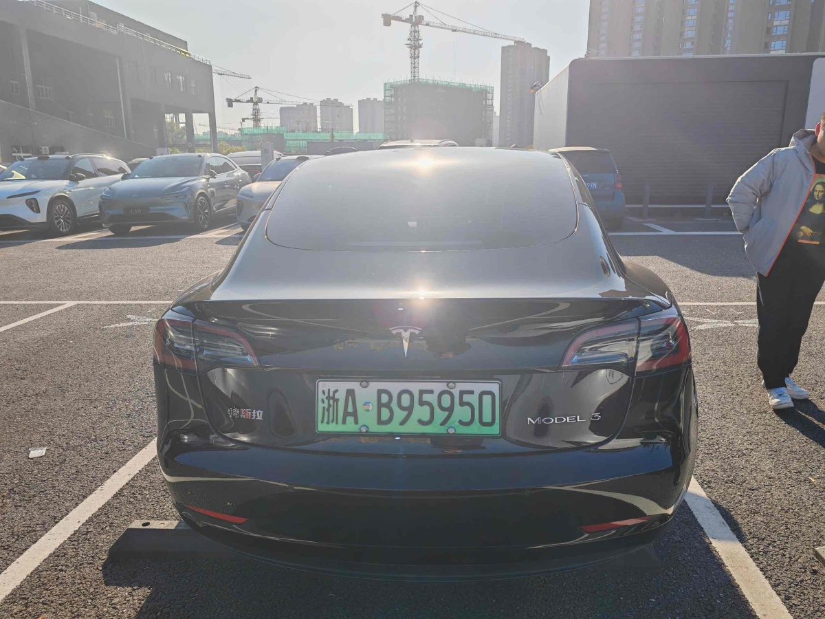 特斯拉 Model Y  2022款 改款 后輪驅(qū)動版圖片