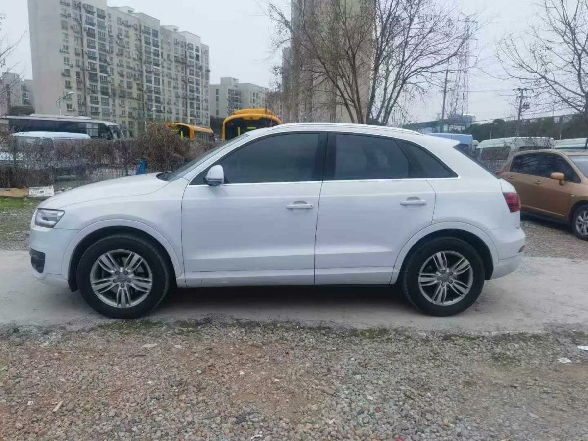 奧迪 奧迪Q3  2014款 Q3 1.4T 30TFSI 手動(dòng)標(biāo)準(zhǔn)型圖片