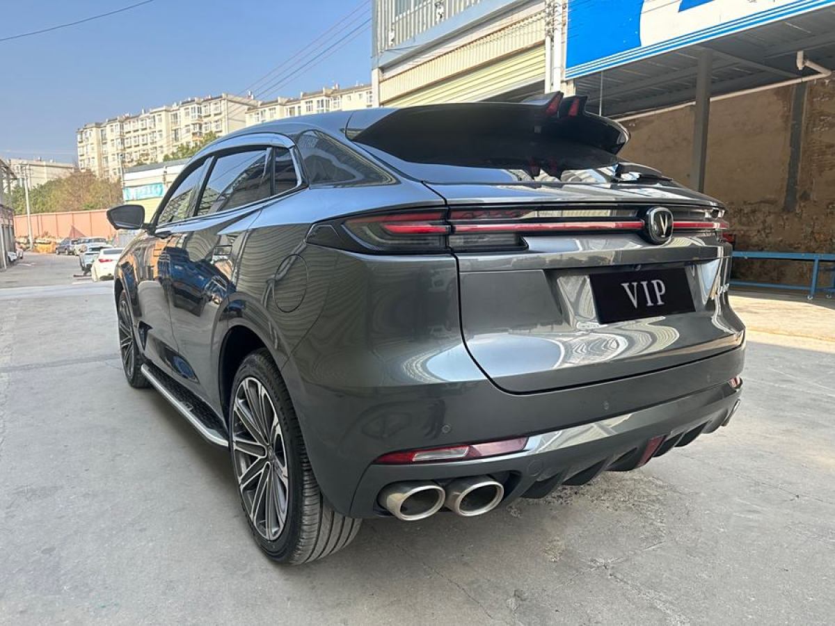 長(zhǎng)安 長(zhǎng)安UNI-K  2021款 2.0T 尊貴型圖片