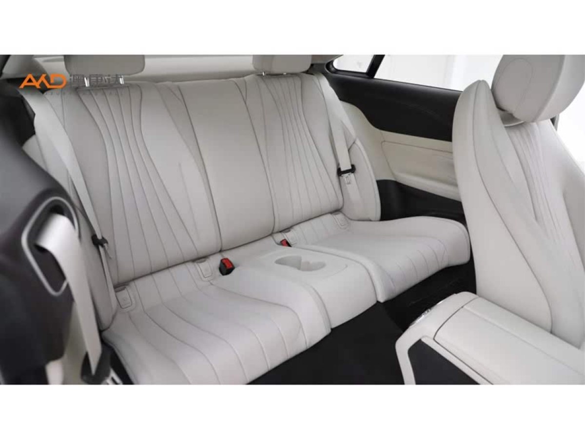 奔馳 奔馳E級(jí)  2020款 E 260 轎跑車圖片