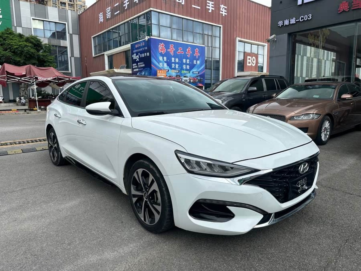 現(xiàn)代 菲斯塔  2021款 280TGDi 豪華版圖片