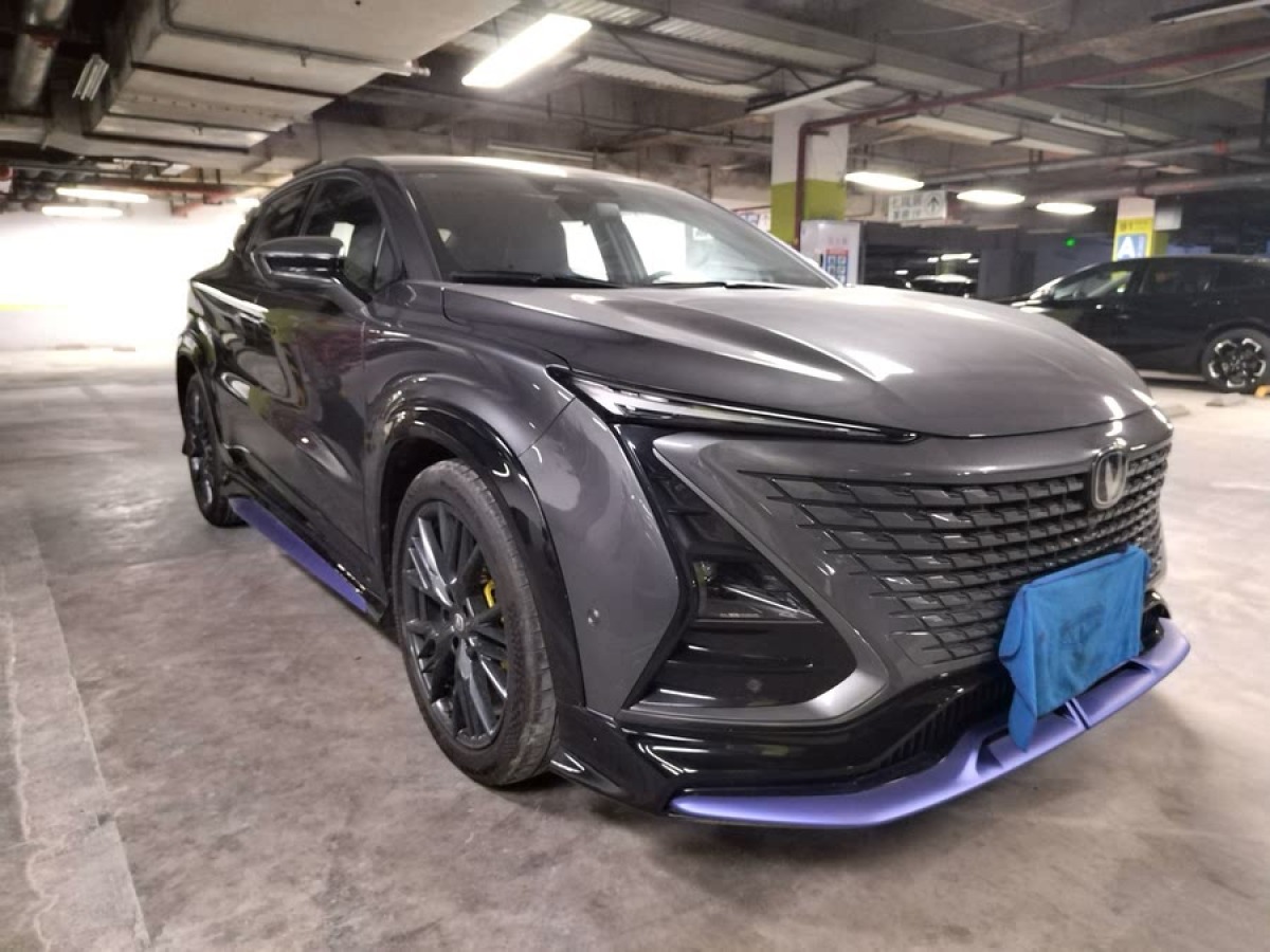 長(zhǎng)安 UNI-T  2022款 1.5T 旗艦型圖片