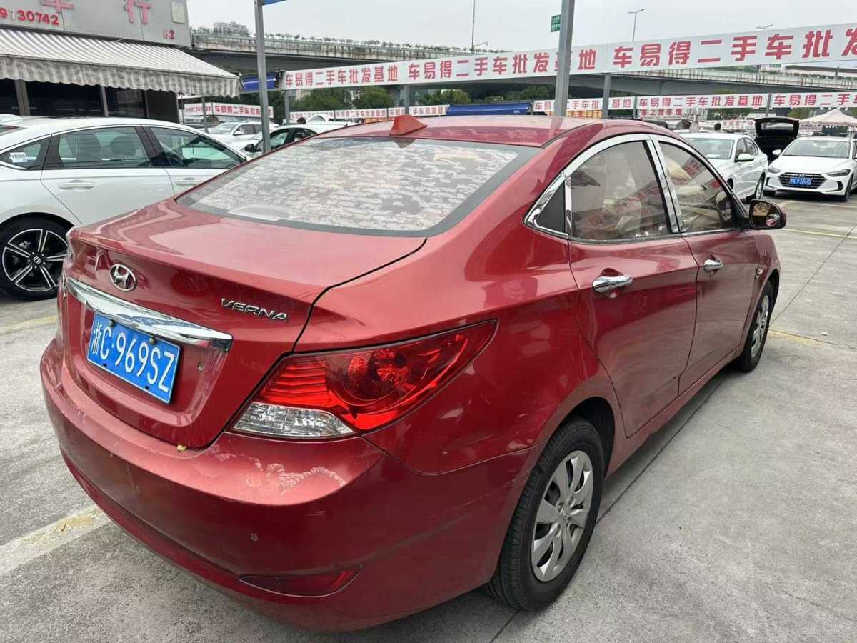 現(xiàn)代 瑞納  2011款 兩廂 1.4L 手動舒適型GS圖片