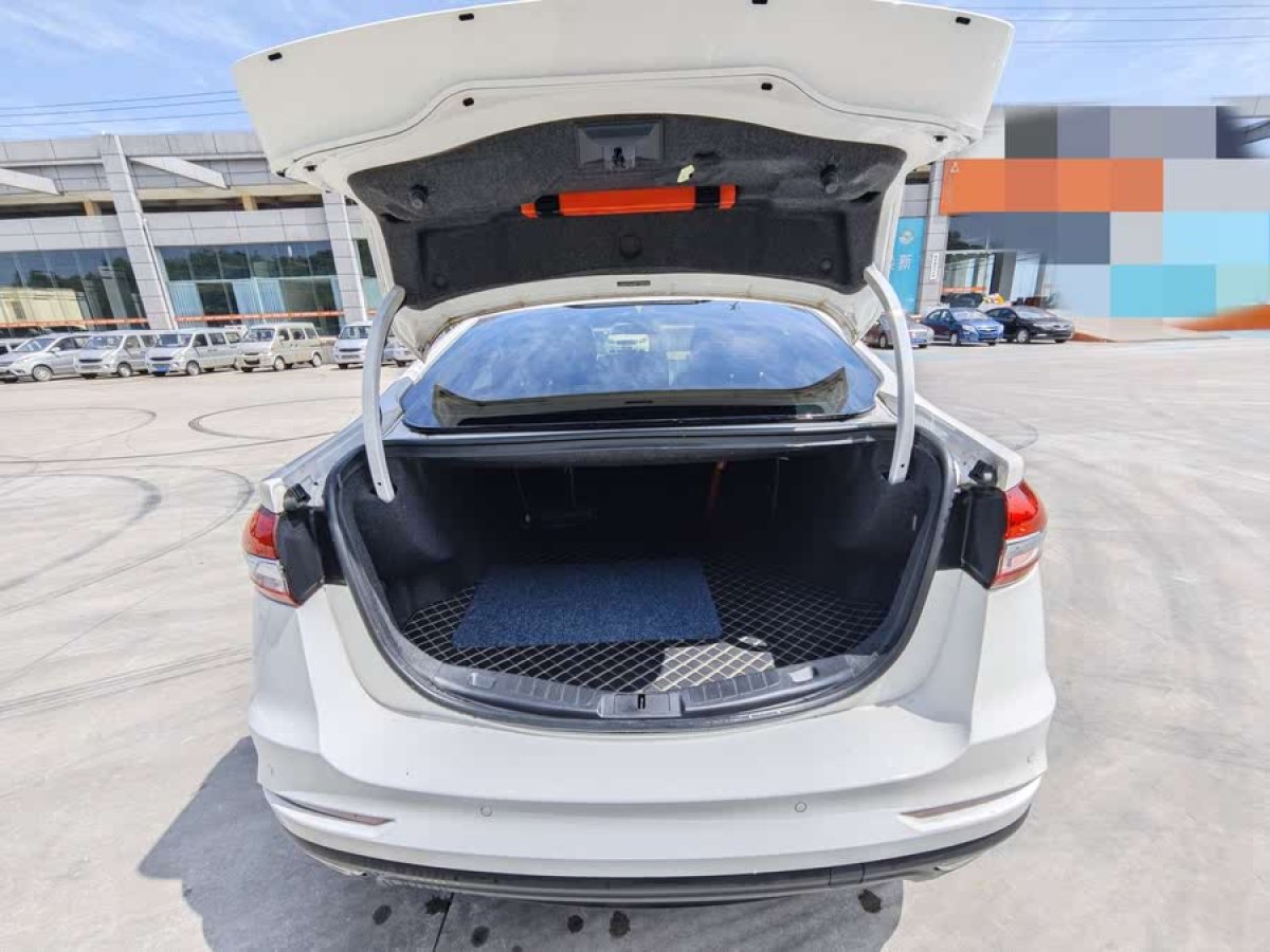 福特 蒙迪歐  2018款  EcoBoost 200 智控時(shí)尚型 國(guó)VI圖片