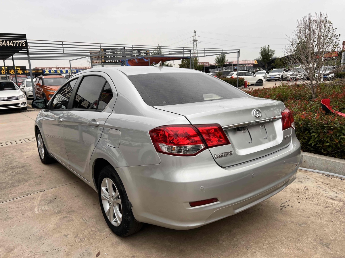 長(zhǎng)城 C30  2013款 1.5L 手動(dòng)舒適型圖片