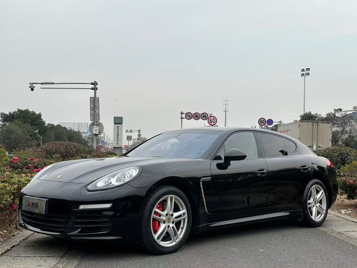 保時(shí)捷 Panamera  2016款 Panamera Edition 3.0T圖片