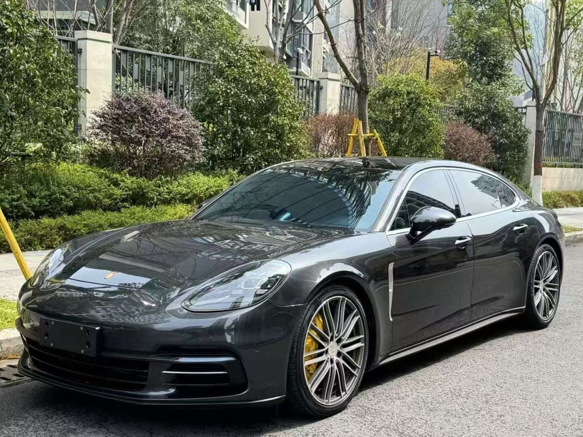 2018年6月保時捷 Panamera  2017款 Panamera 行政加長版 3.0T