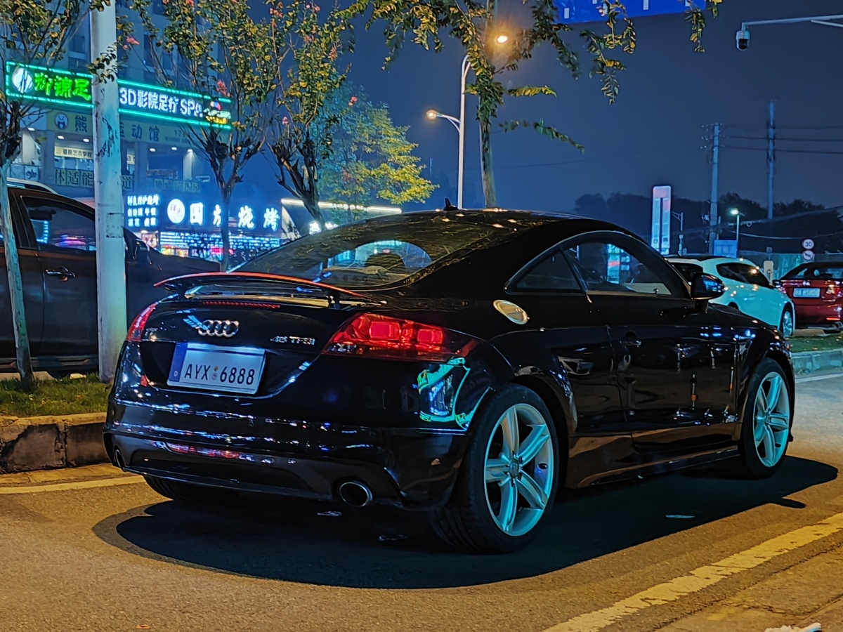 2013年7月奧迪 奧迪TT  2013款 TT Coupe 45 TFSI 黑色旋風版