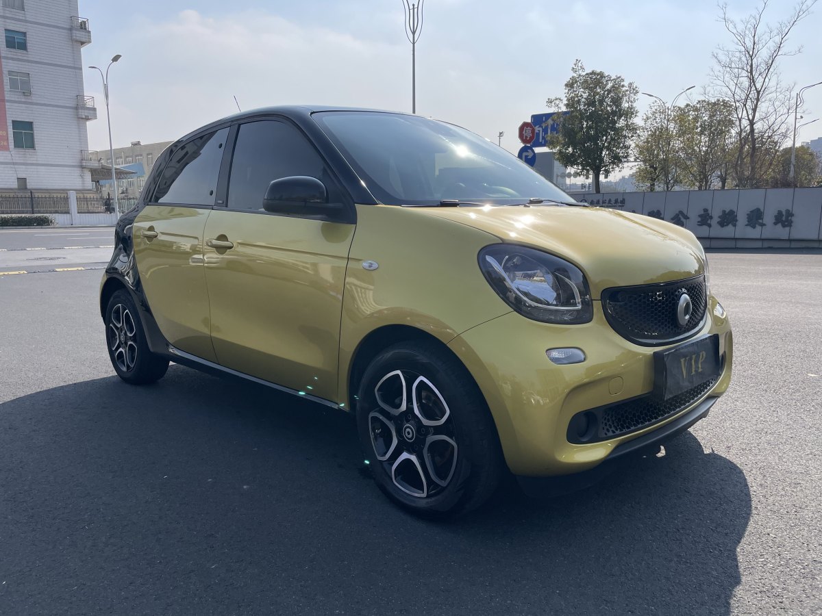 smart forfour  2018款 0.9T 66千瓦先鋒版圖片