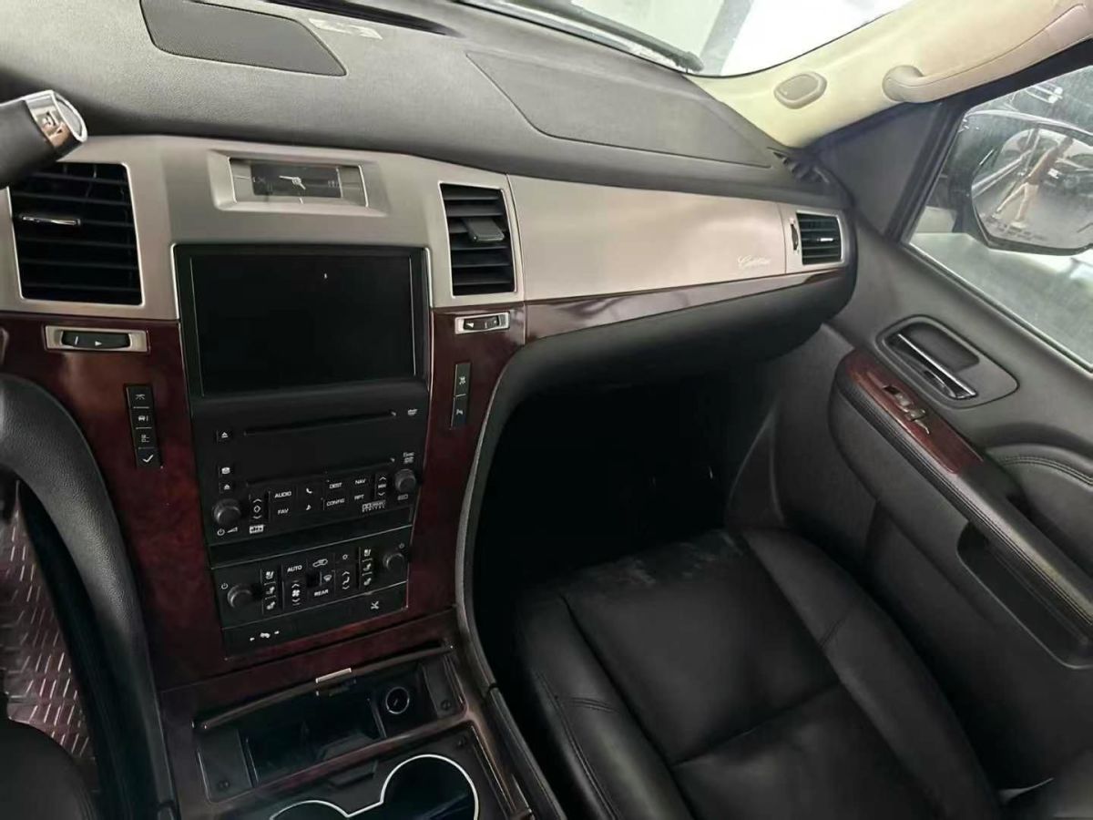 凱迪拉克 SLS賽威  2011款 2.0T 精英型圖片
