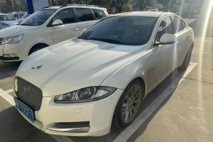 XF 捷豹 XF 2.0T 豪华版