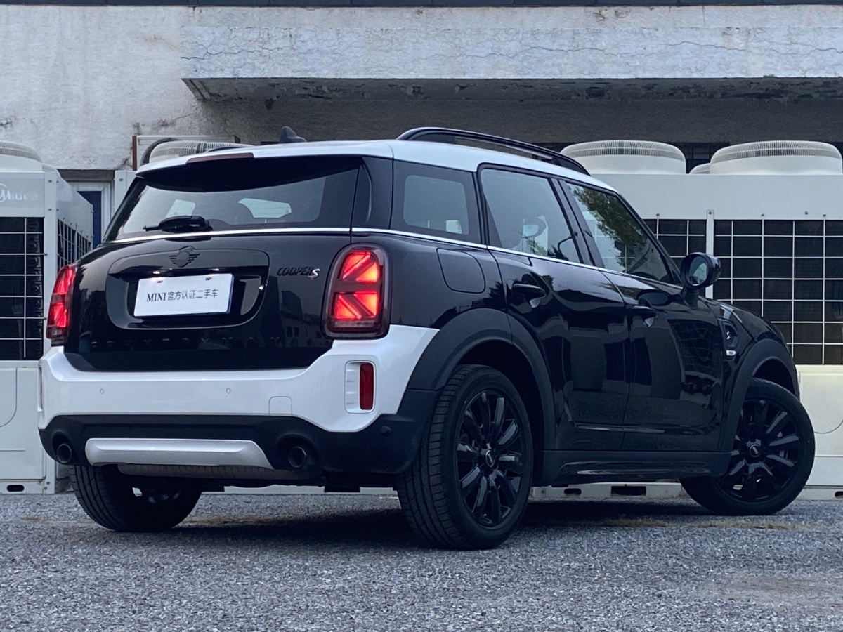 2024年3月MINI COUNTRYMAN  2023款 改款 2.0T COOPER S ALL4 留白特別版