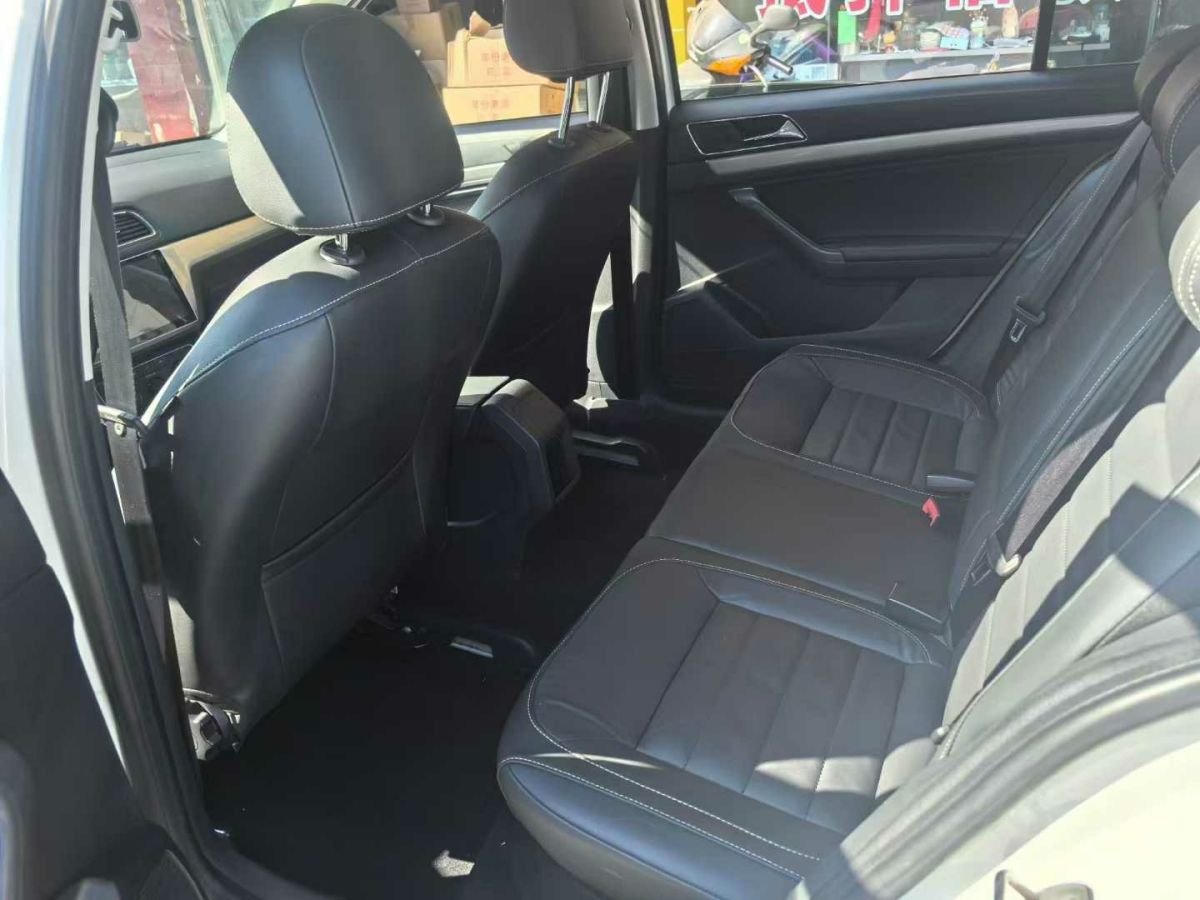 大眾 途安  2018款 L 330TSI DSG豪華版圖片
