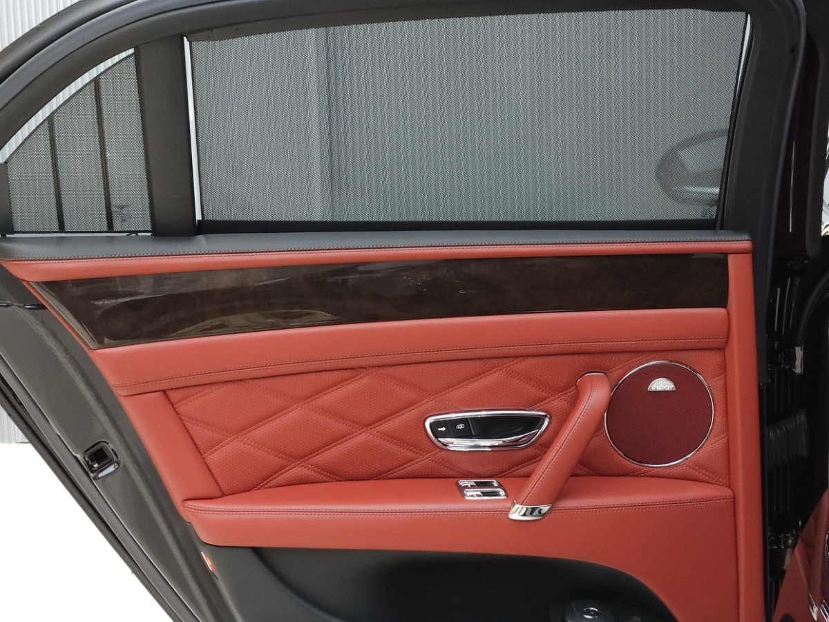 2016年8月宾利 飞驰  2015款 6.0T W12 标准版