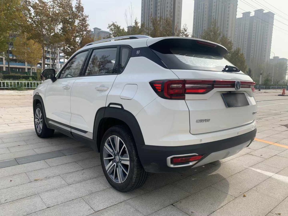 長(zhǎng)安 CS35 PLUS  2019款 1.6L 手動(dòng)新銳版圖片