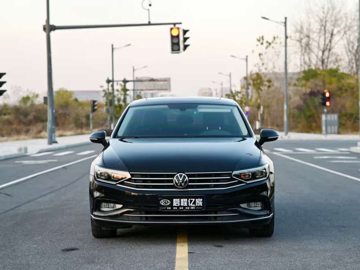 大眾 邁騰  2020款 330TSI DSG 領(lǐng)先型圖片