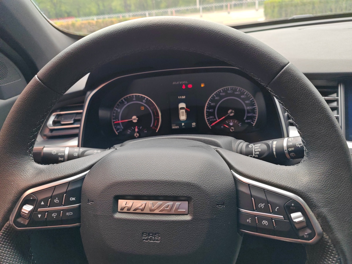 哈弗 H6 Coupe  2018款 紅標(biāo) 1.5T 自動(dòng)兩驅(qū)超豪型圖片