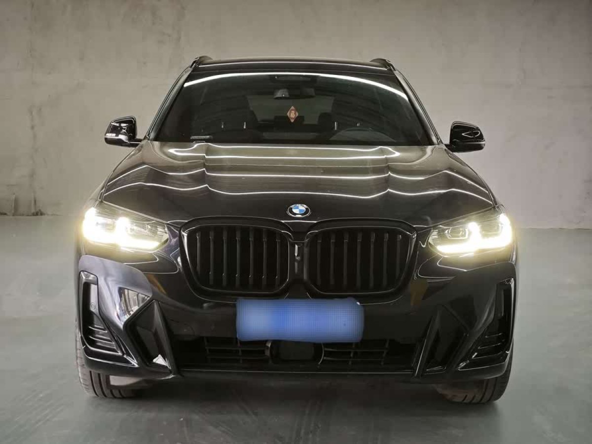 寶馬 寶馬X3  2022款 xDrive30i 領(lǐng)先型 M曜夜套裝圖片