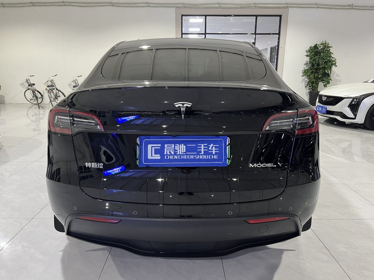 特斯拉 Model 3  2023款 煥新版 后輪驅(qū)動圖片