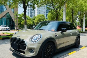 MINI MINI 1.5T COOPER 經典派