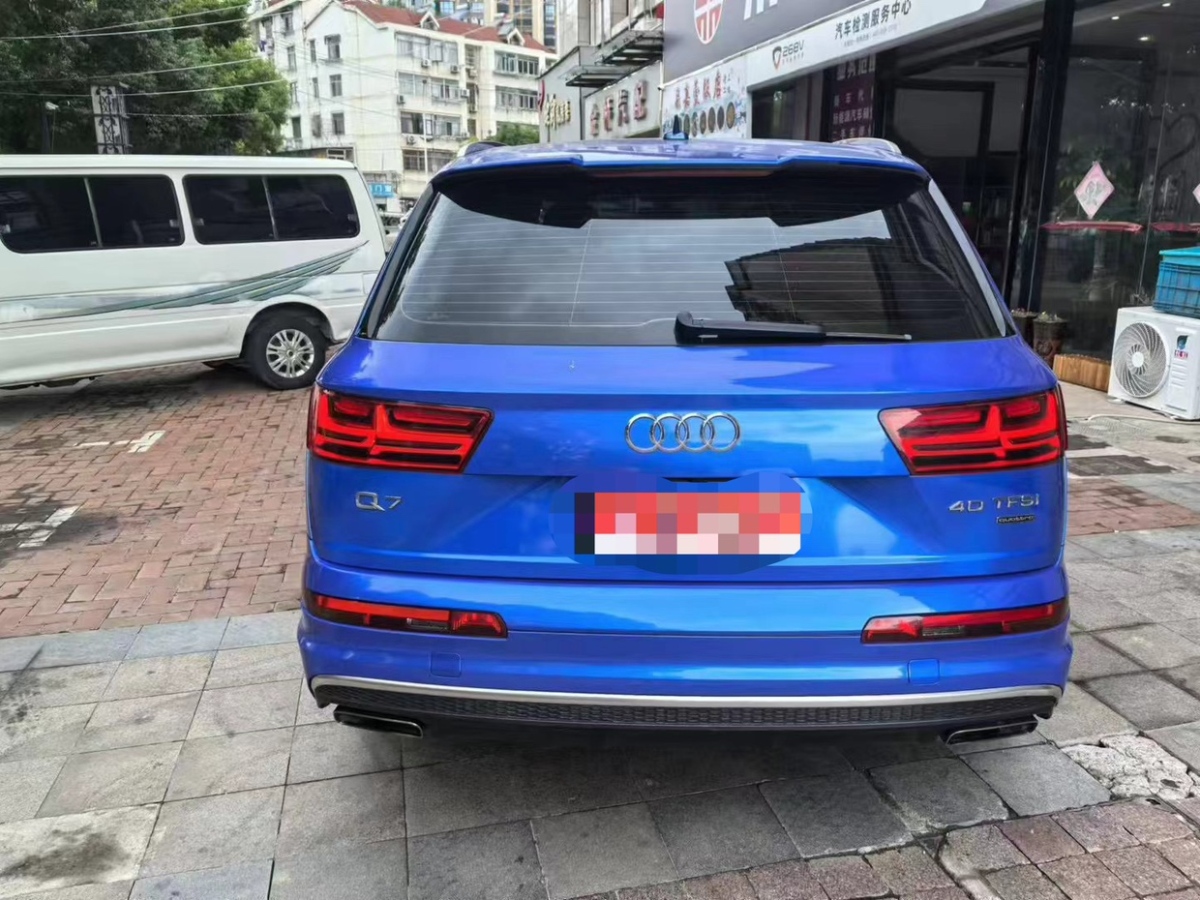 奧迪 奧迪Q7  2016款 40 TFSI S line運(yùn)動(dòng)型圖片