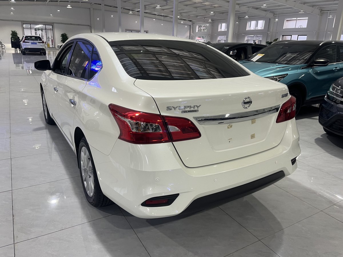 日產(chǎn) 軒逸  2022款 改款 經(jīng)典 1.6XL CVT豪華版圖片