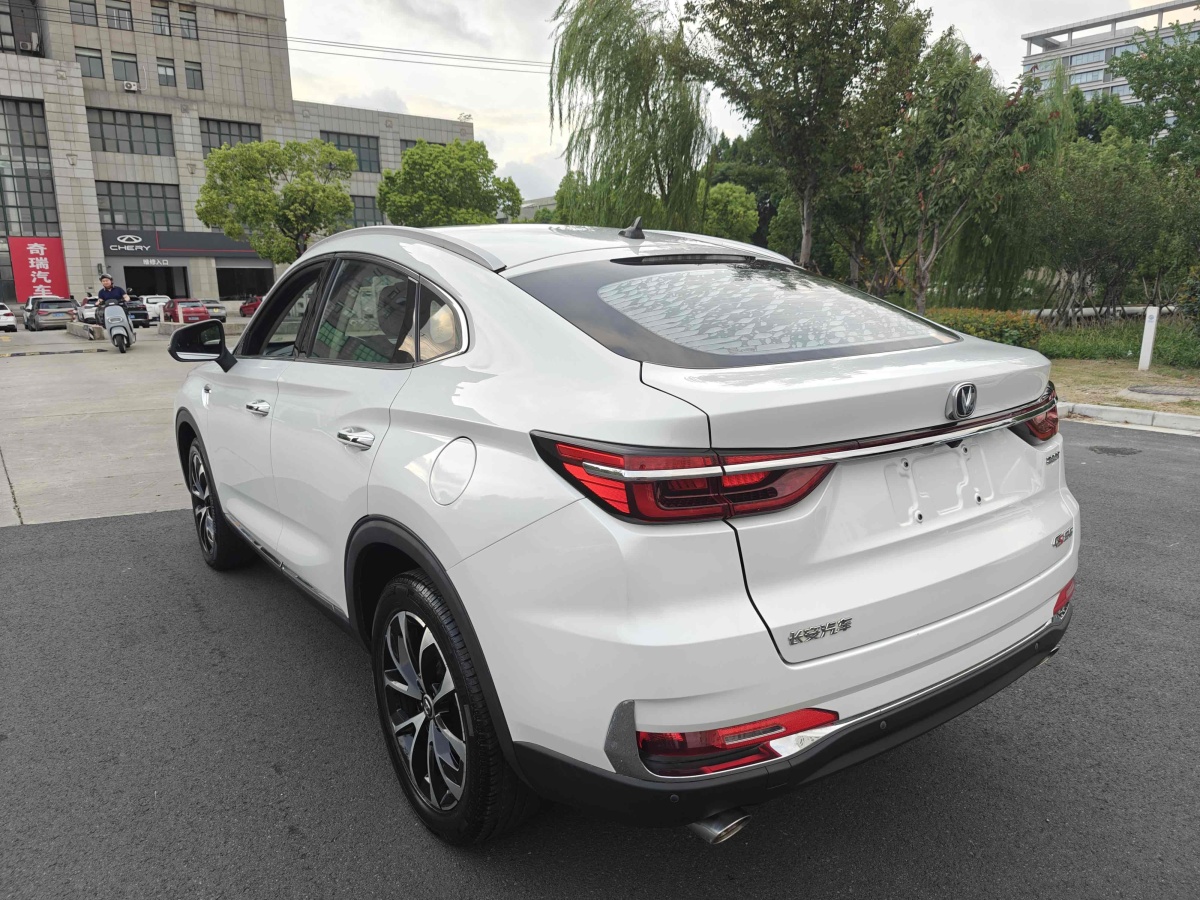 长安 CS85 COUPE  2019款  1.5T 动版 国VI图片