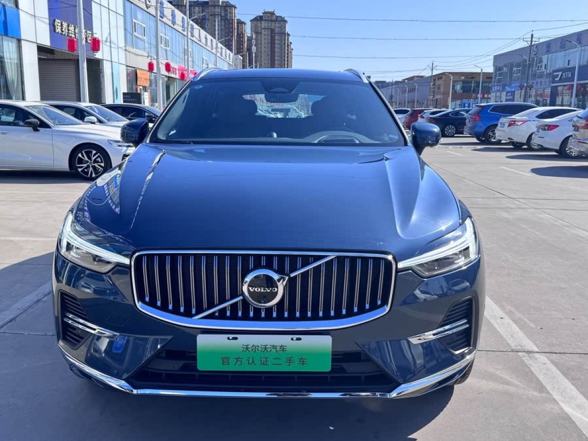 沃爾沃 XC60新能源  2024款 T8 插電混動(dòng) 長(zhǎng)續(xù)航四驅(qū)智雅豪華版圖片