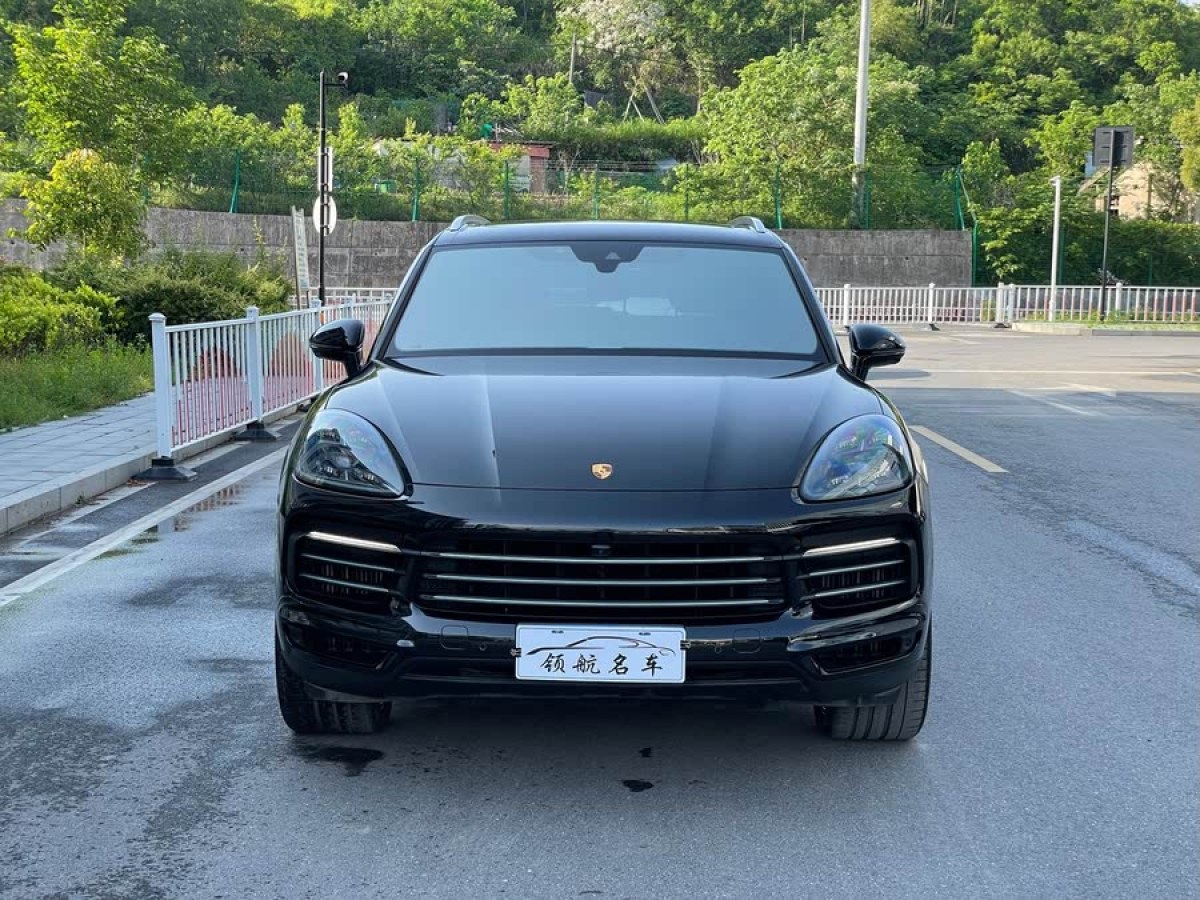 保時(shí)捷 Cayenne  2022款 Cayenne 3.0T 鉑金版圖片