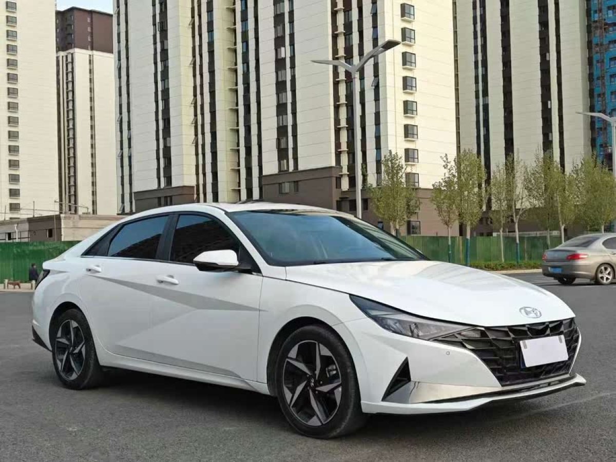 現(xiàn)代 伊蘭特  2022款 1.5L CVT LUX尊貴版圖片