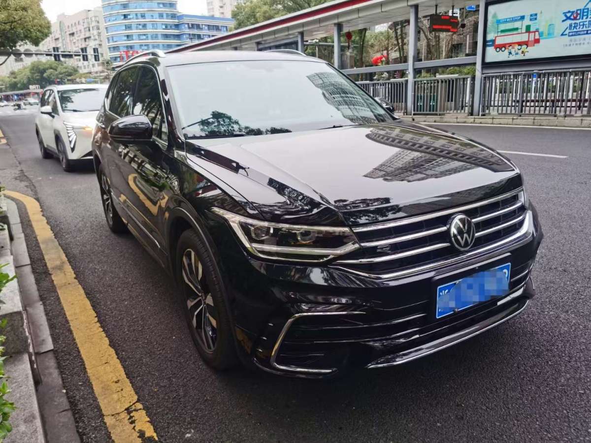 大眾 途觀L  2023款 330TSI 自動(dòng)兩驅(qū)R-Line越享版圖片