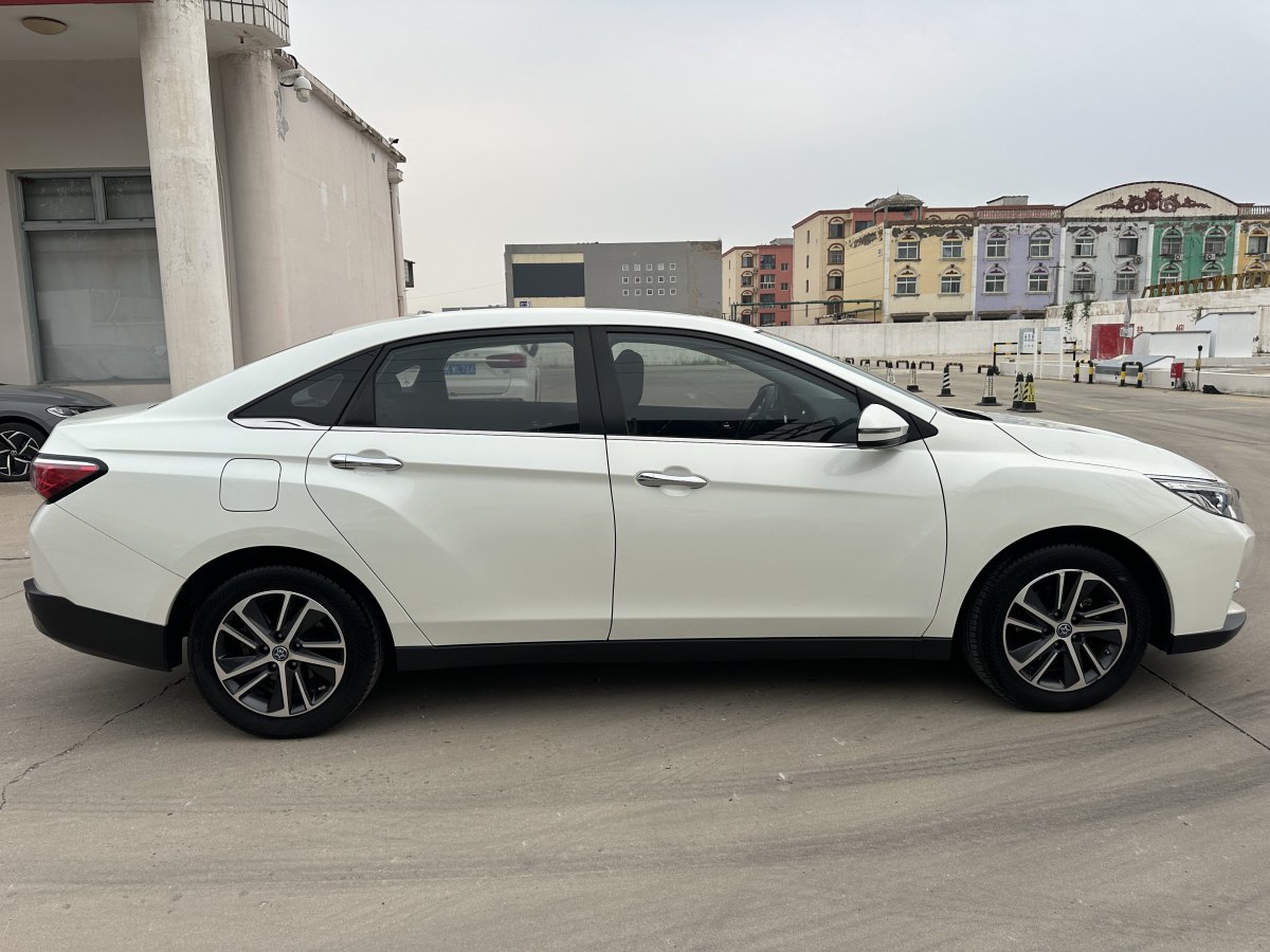 啟辰 D60  2019款 1.6L XL CVT智聯(lián)精英版 國V圖片