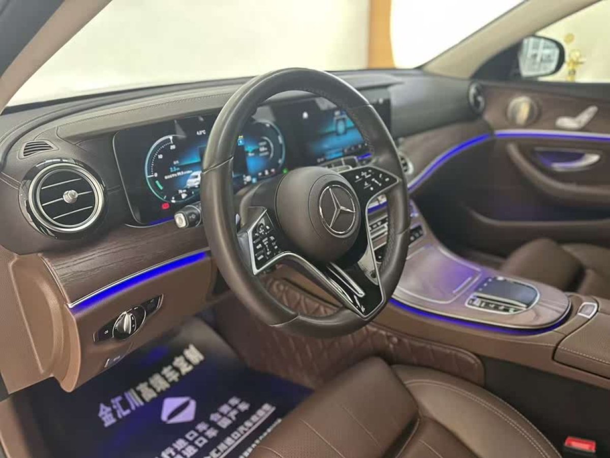 奔馳 奔馳E級  2023款 改款 E 300 L 時尚型圖片