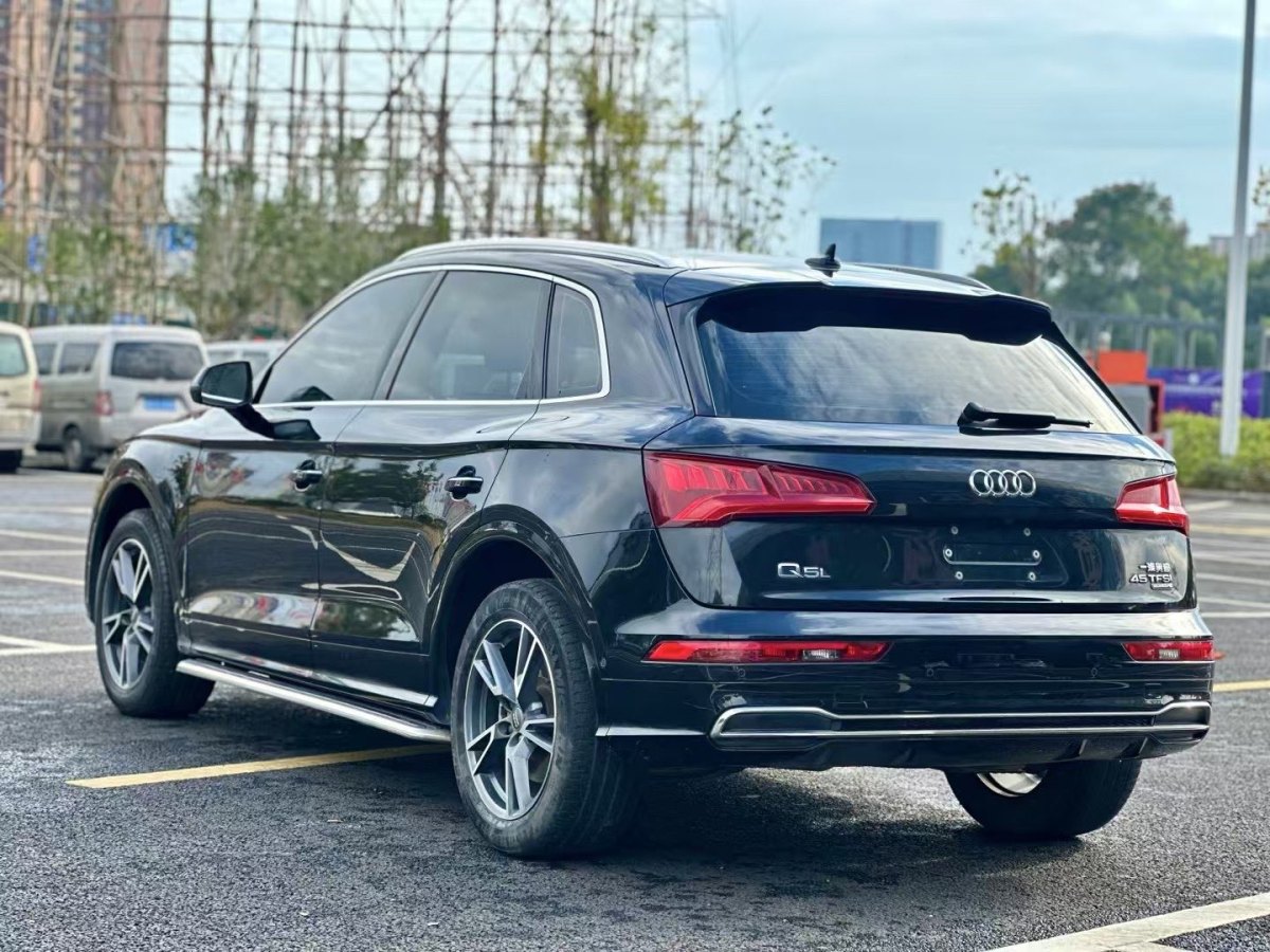 奧迪 奧迪Q5L  2020款 45 TFSI 尊享時尚型圖片