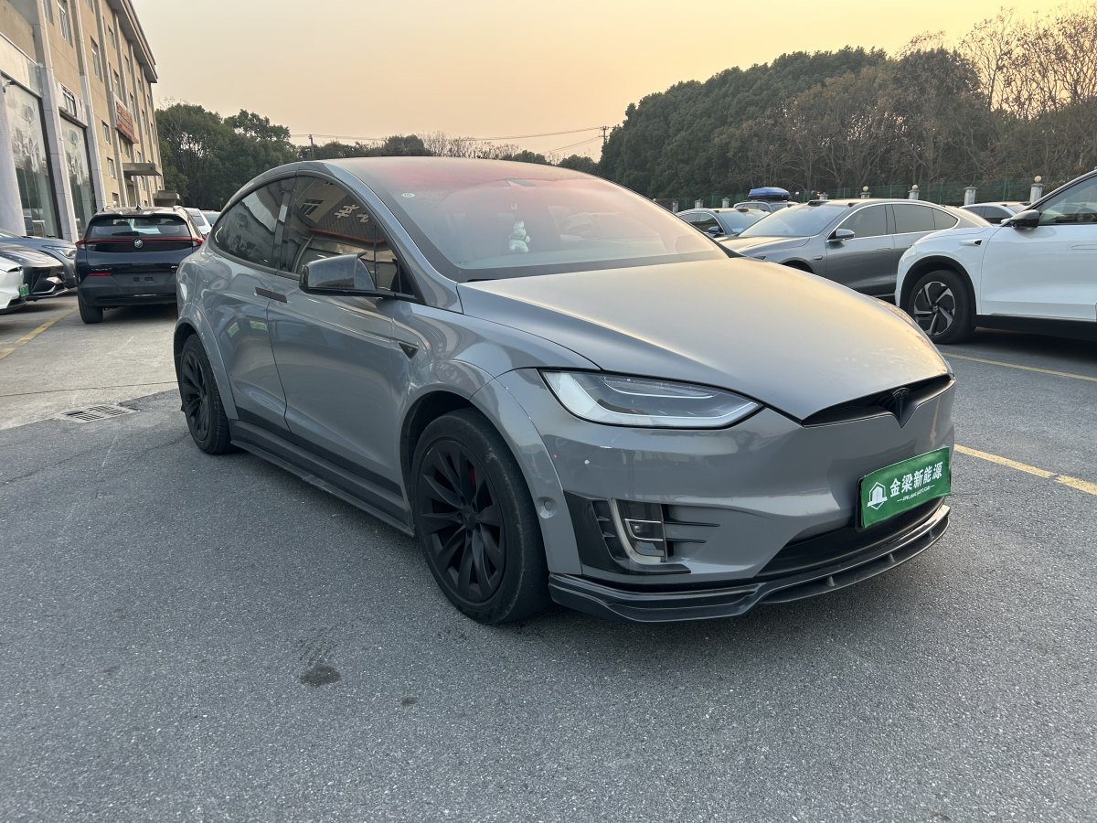 特斯拉 Model X  2016款 Model X P90D圖片